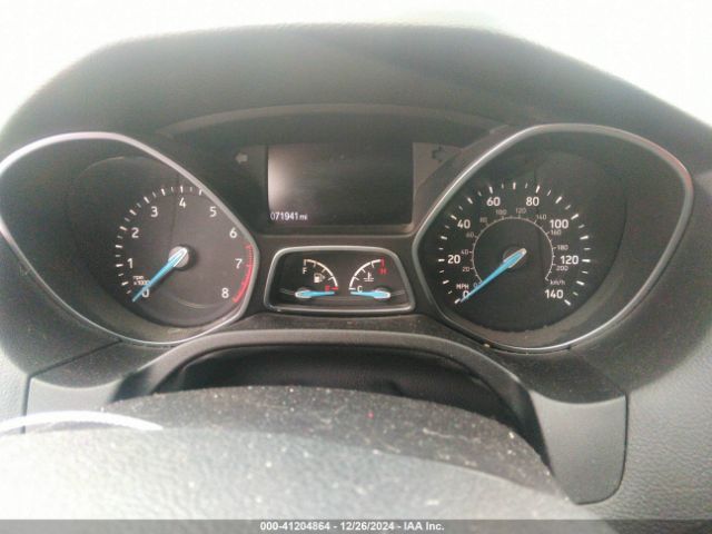 1FADP3E28HL235674 Ford FOCUS S