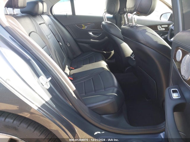 55SWF4JB7FU082544 Mercedes-Benz C 300 Luxury/sport