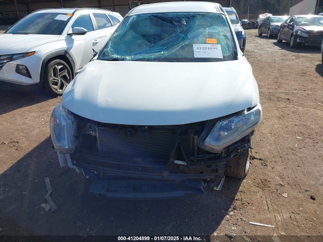 JN8AT2MT3GW013509 Nissan ROGUE S