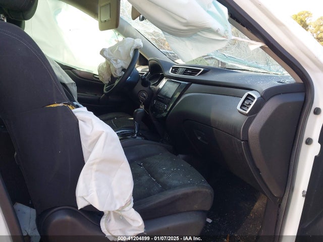 JN8AT2MT3GW013509 Nissan ROGUE S