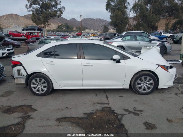 Toyota COROLLA LE 2021 JTDEPMAE8MJ145791 Image 13