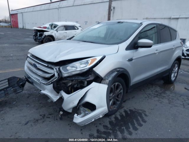 1FMCU9GD1HUD77449 Ford ESCAPE SE