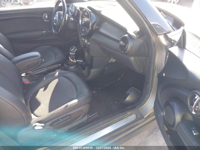 2019 MINI COOPER CONVERTIBLE WMWWG5C50K3F79275 Photo 4