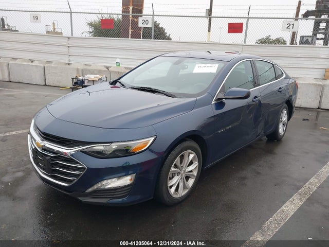1G1ZD5ST5NF132667 Chevrolet Malibu Fwd Lt