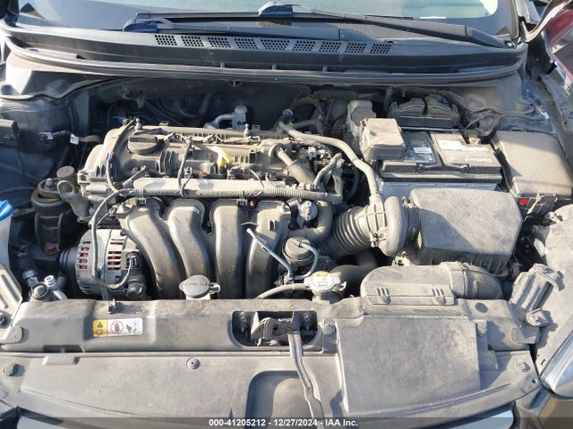 Hyundai ELANTRA SE 2016 KMHDH4AE9GU545463 Image 10