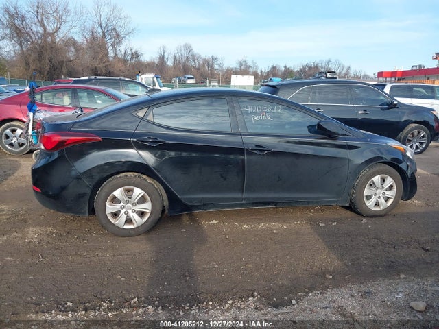 Hyundai ELANTRA SE 2016 KMHDH4AE9GU545463 Image 13