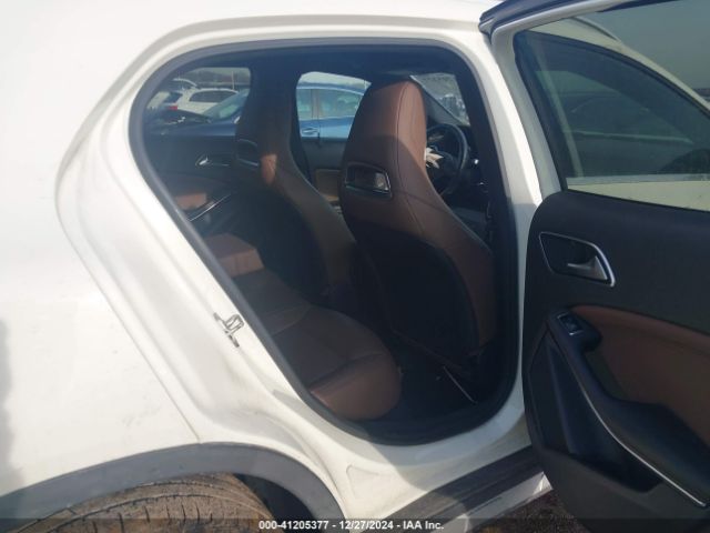 WDCTG4GB1FJ038731 Mercedes-Benz Gla 250 4matic
