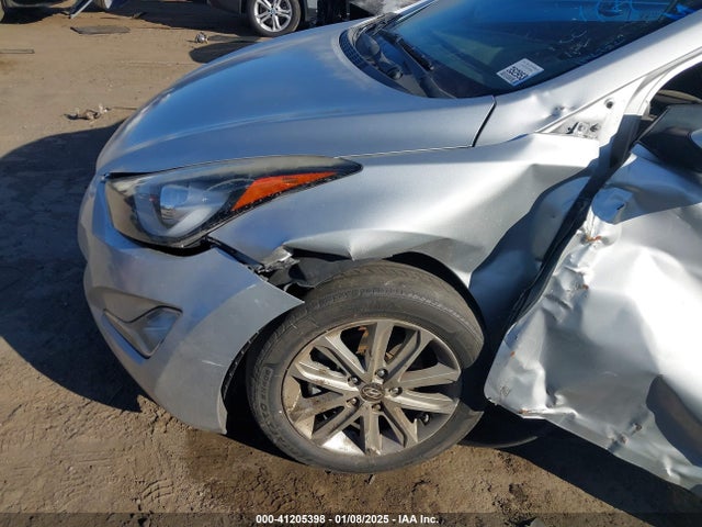 KMHDH4AE4FU259437 Hyundai ELANTRA SE