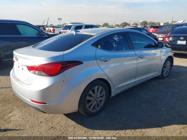 KMHDH4AE4FU259437 Hyundai ELANTRA SE