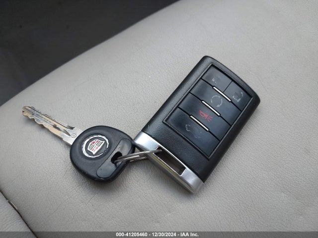 2011 CADILLAC DTS 1G6KD5E68BU120893 Photo 10