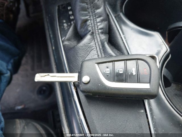 4T1B11HK5KU273895 Toyota CAMRY SE