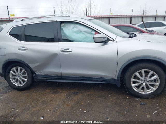 KNMAT2MT2HP612845 Nissan ROGUE SV