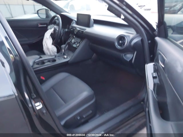 Продажа на аукционе авто 2024 Lexus Is 300 F Sport Design, vin: JTHB81F21R5053207, номер лота: 41205534