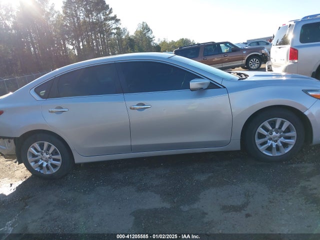 Nissan Altima 2.5 S 2018 1N4AL3AP7JC122983 Image 13