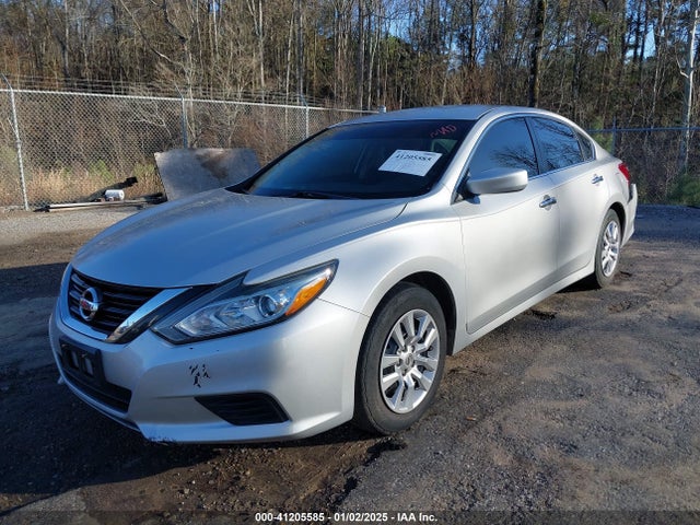Nissan Altima 2.5 S 2018 1N4AL3AP7JC122983 Image 2