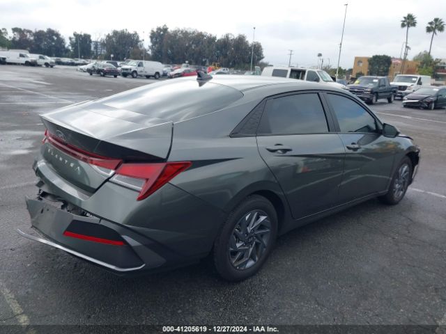 KMHLM4DGXRU778419 Hyundai ELANTRA SEL