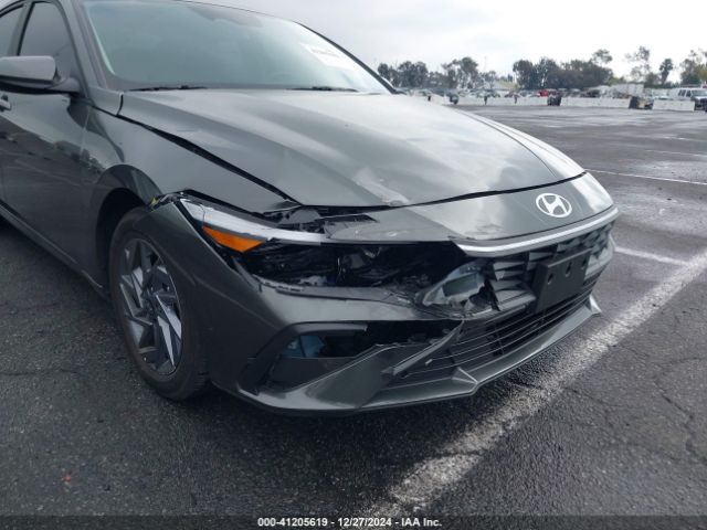 KMHLM4DGXRU778419 Hyundai ELANTRA SEL