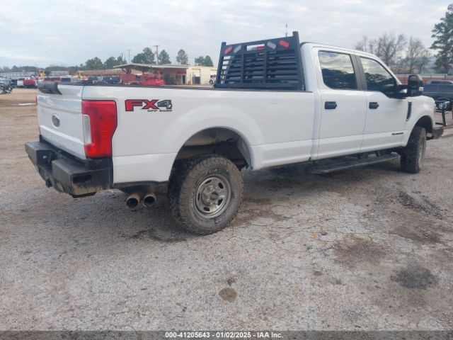1FT7W2BT8JEB42178 Ford F-250 Xl