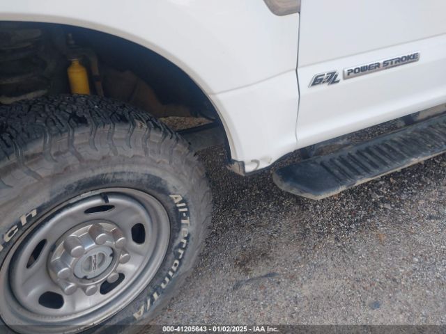 1FT7W2BT8JEB42178 Ford F-250 Xl