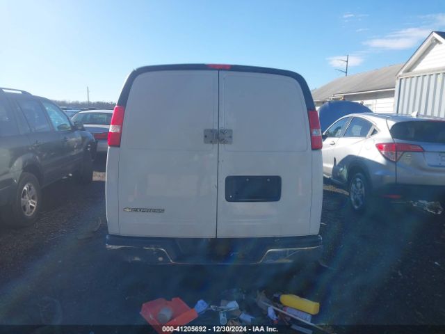 1GCWGBFG8K1317771 Chevrolet Express 2500 Work Van