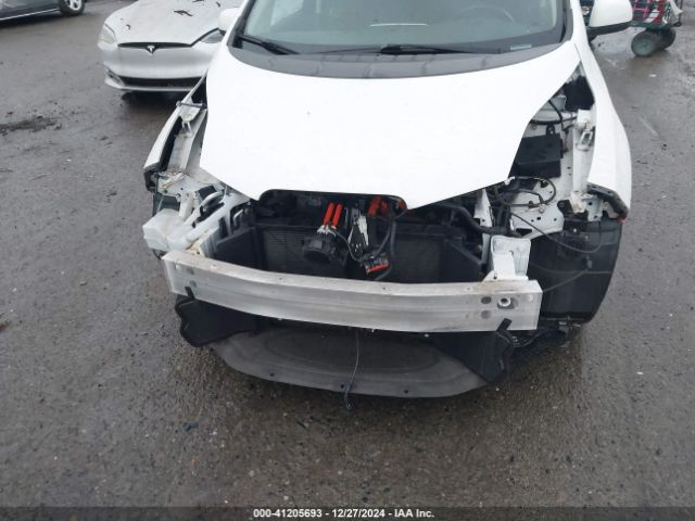 1N4BZ0CP5GC300560 Nissan LEAF SV