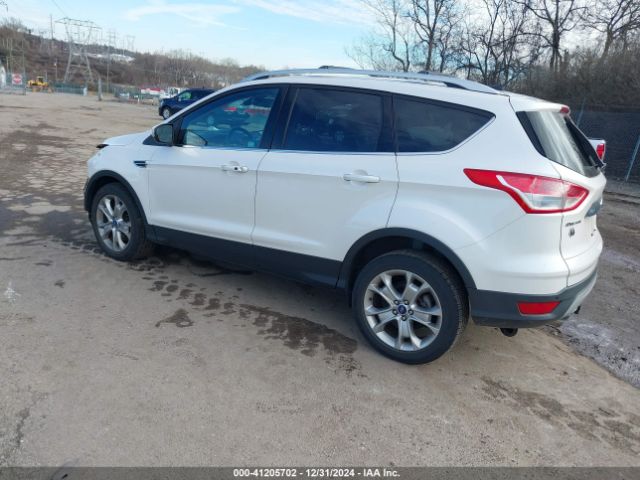 1FMCU9JXXEUA81070 Ford Escape Titanium