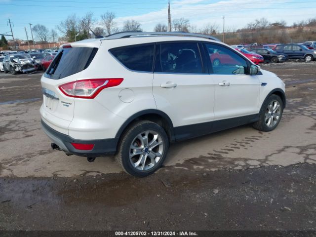 1FMCU9JXXEUA81070 Ford Escape Titanium