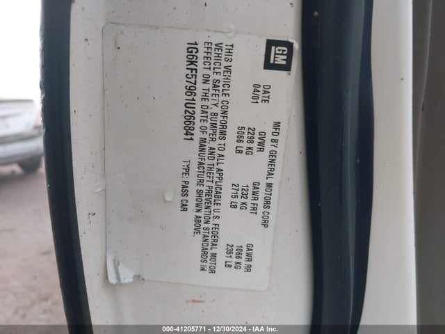 2001 CADILLAC DEVILLE 1G6KF57961U266841 Photo 8