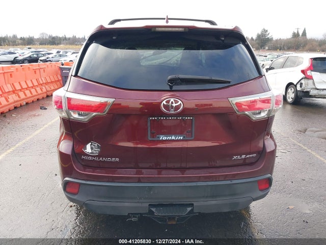 Toyota 2gr-fe 2016 5TDJKRFHXGS317856 Image 17