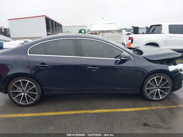 Volvo S60 T5 Drive-e Premier 2016 YV126MFK5G2408882 Image 13