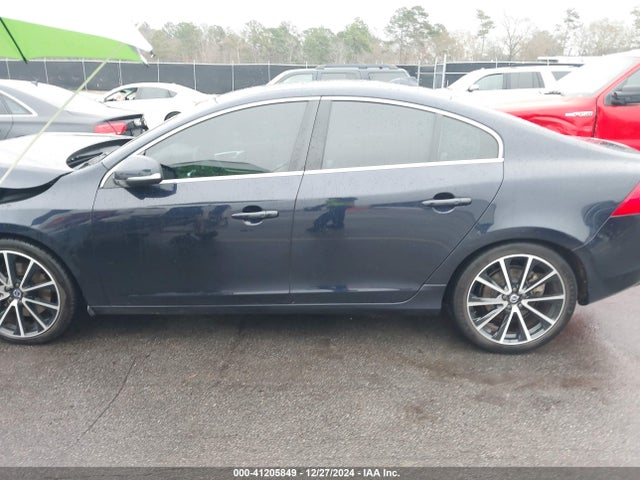 Volvo S60 T5 Drive-e Premier 2016 YV126MFK5G2408882 Image 14