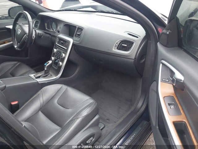 YV126MFK5G2408882 Volvo S60 T5 Drive-e Premier