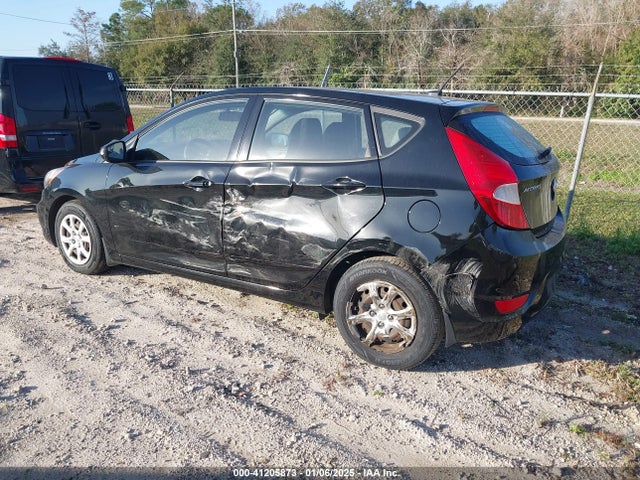 Hyundai ACCENT GS 2014 KMHCT5AE7EU184067 Image 3