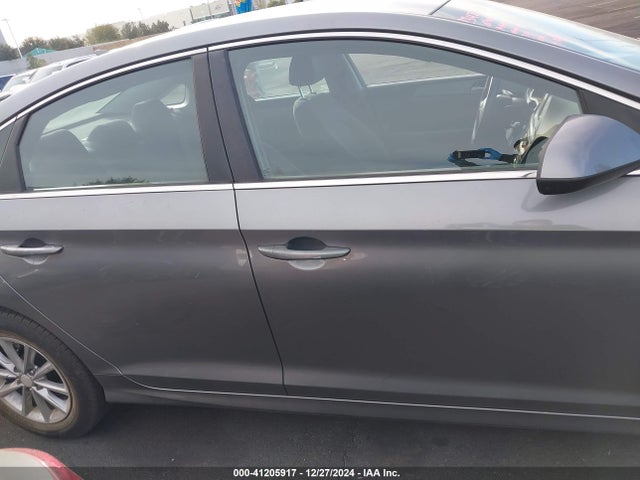 Hyundai SONATA SE 2018 5NPE24AF5JH674398 Image 13