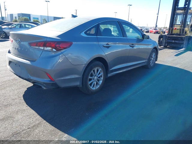 Hyundai SONATA SE 2018 5NPE24AF5JH674398 Image 4