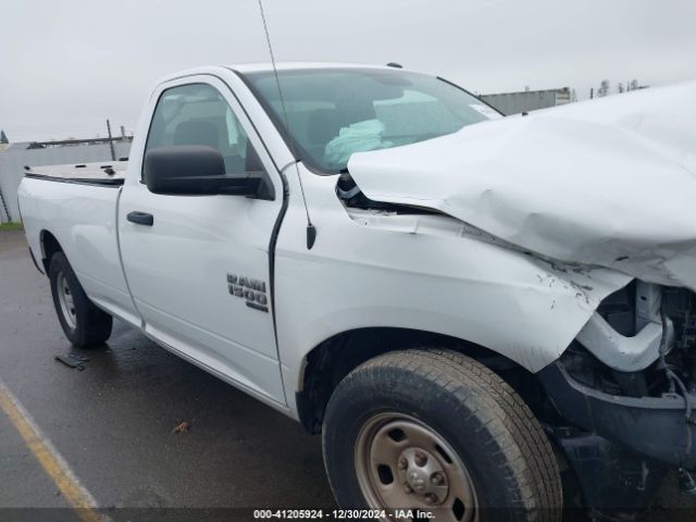 3C6JR6DG1KG512277 RAM 1500 Classic Tradesman  4x2 8' Box
