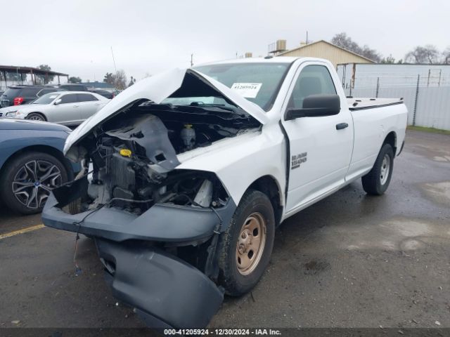 3C6JR6DG1KG512277 RAM 1500 Classic Tradesman  4x2 8' Box