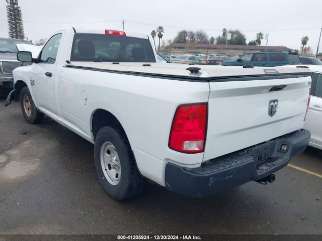 3C6JR6DG1KG512277 RAM 1500 Classic Tradesman  4x2 8' Box