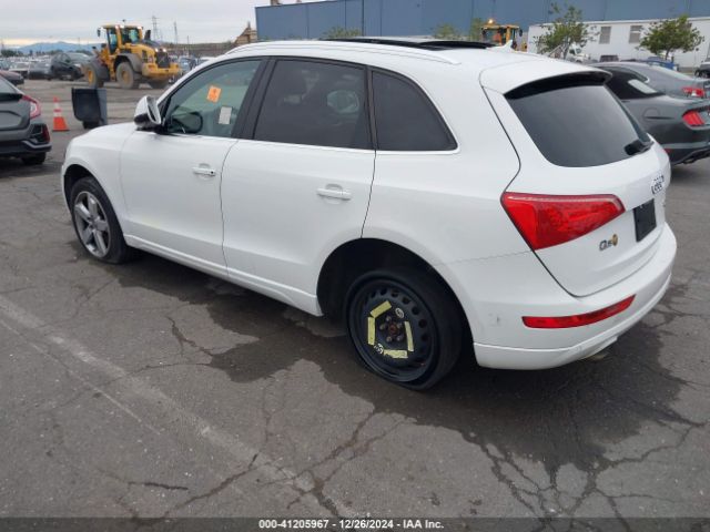 2011 AUDI Q5 WA1LFAFP2BA062898 Photo 2