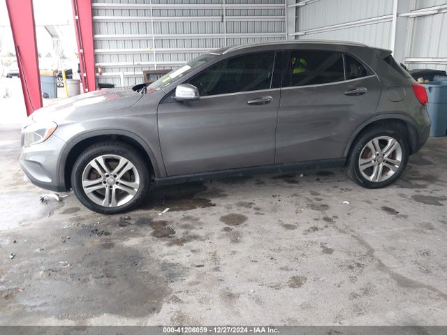 WDCTG4EBXGJ208251 Mercedes-Benz GLA 250