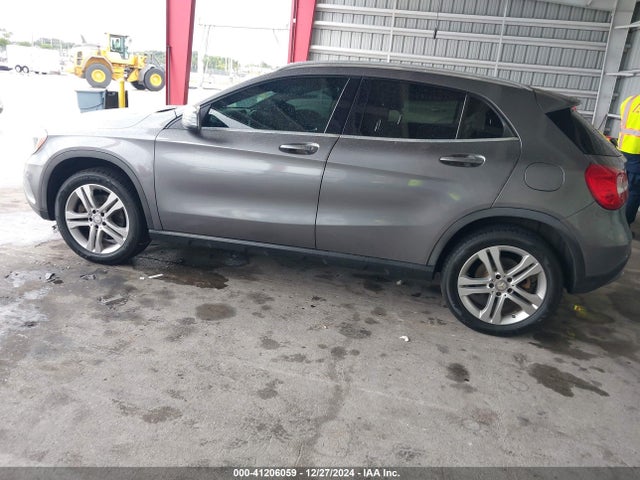 WDCTG4EBXGJ208251 Mercedes-Benz GLA 250