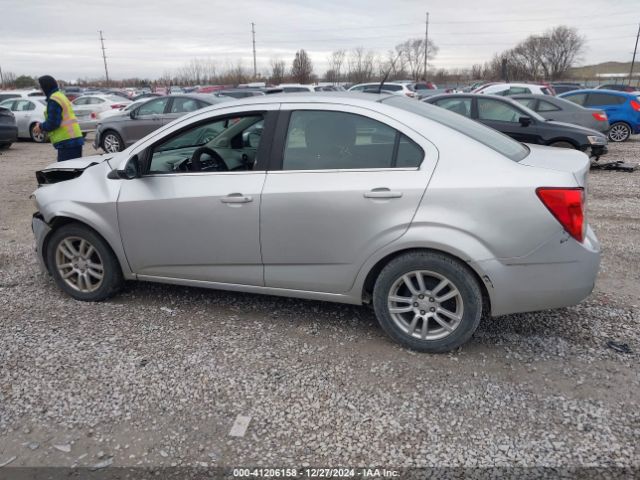 1G1JC5SH3E4138488 Chevrolet Sonic Lt Auto