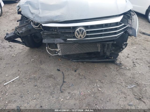 3VWC57BU5KM196019 Volkswagen Jetta 1.4t R-line/1.4t S/1.4t Se