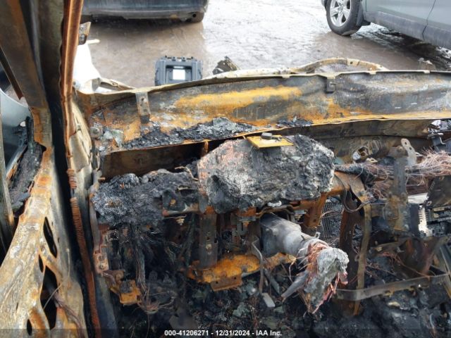 JF2SKAEC0KH545844 Subaru Forester Premium