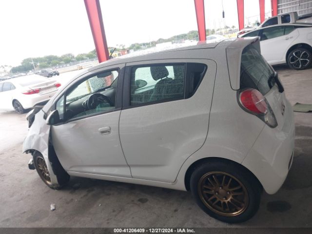 KL8CD6S95EC517454 Chevrolet Spark 1lt Auto