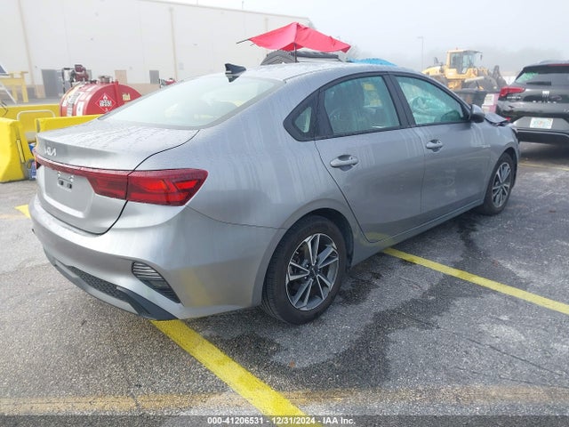 KIA Forte Lxs 2023 3KPF24AD7PE542601 Image 4
