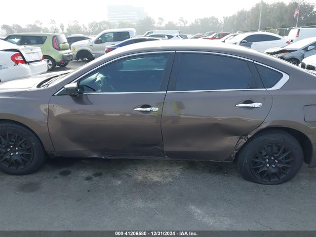 Nissan Altima 2.5 S 2014 1N4AL3AP0EN213331 Image 14