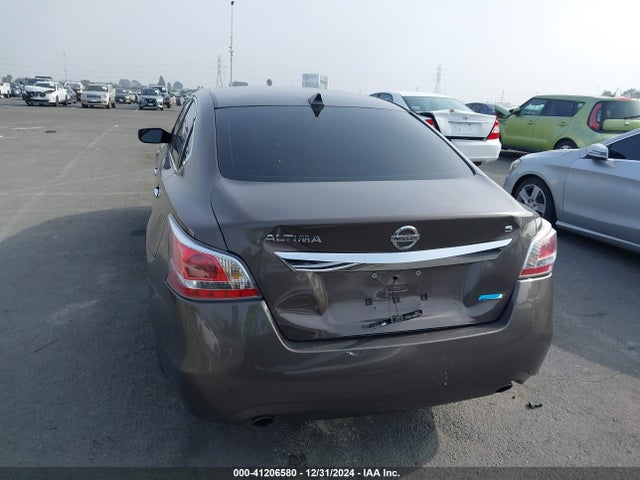 Nissan Altima 2.5 S 2014 1N4AL3AP0EN213331 Image 16