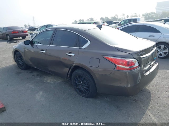 Nissan Altima 2.5 S 2014 1N4AL3AP0EN213331 Image 3