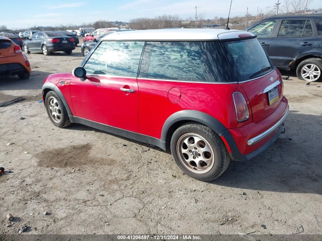 2003 MINI COOPER WMWRC33463TJ51908 Photo 2